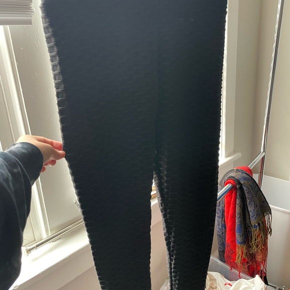 Miscellaneous sweats and leggings - Picture 4 of 7